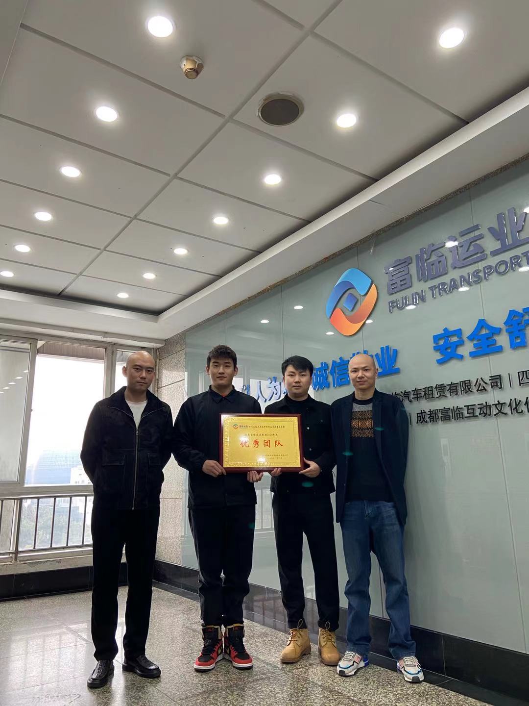 �����䷶ ���Ƚ����ڲ�888����Ϊ���ٷ���վ����������Ӫ�������������Ŷӽ���������