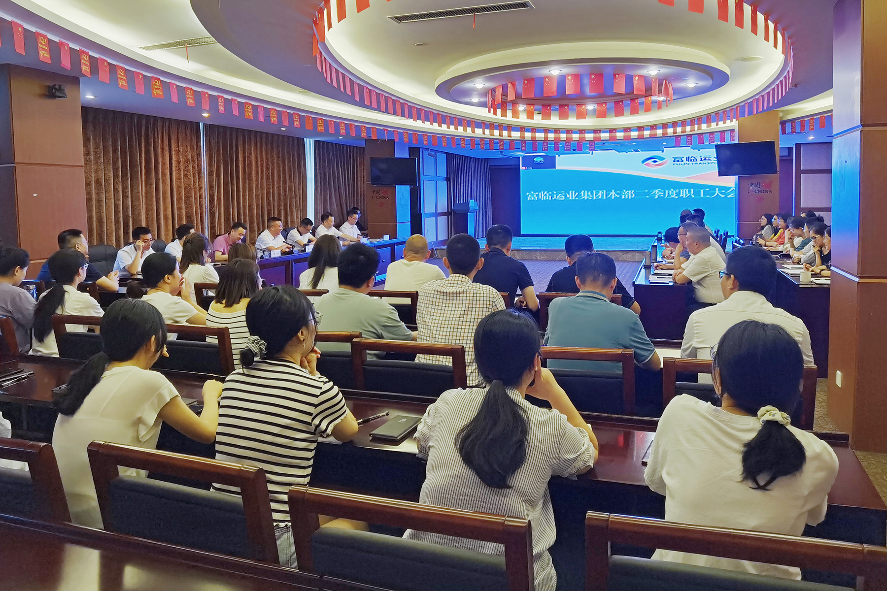 �ڲ�888����Ϊ���ٷ���վ��ҵ���ű����ٿ��ڶ�����ְ�����