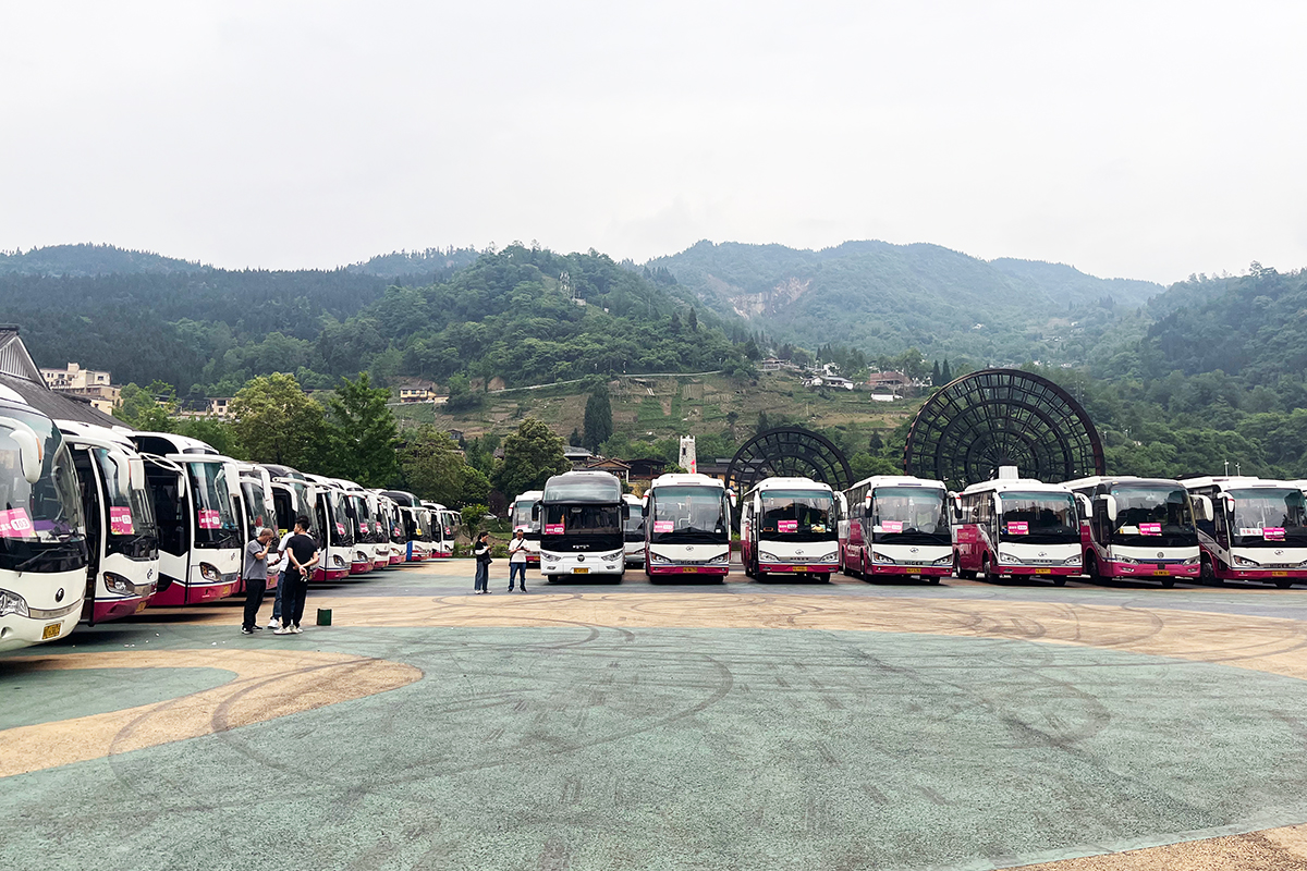 �ڲ�888����Ϊ���ٷ���վ����Բ�����2024�봨�������������ʹ��