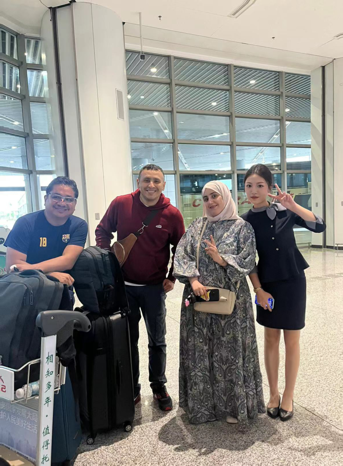 �츮�л���ר�ߣ�׿ԽЧ����רҵ�������������Ӵ����������