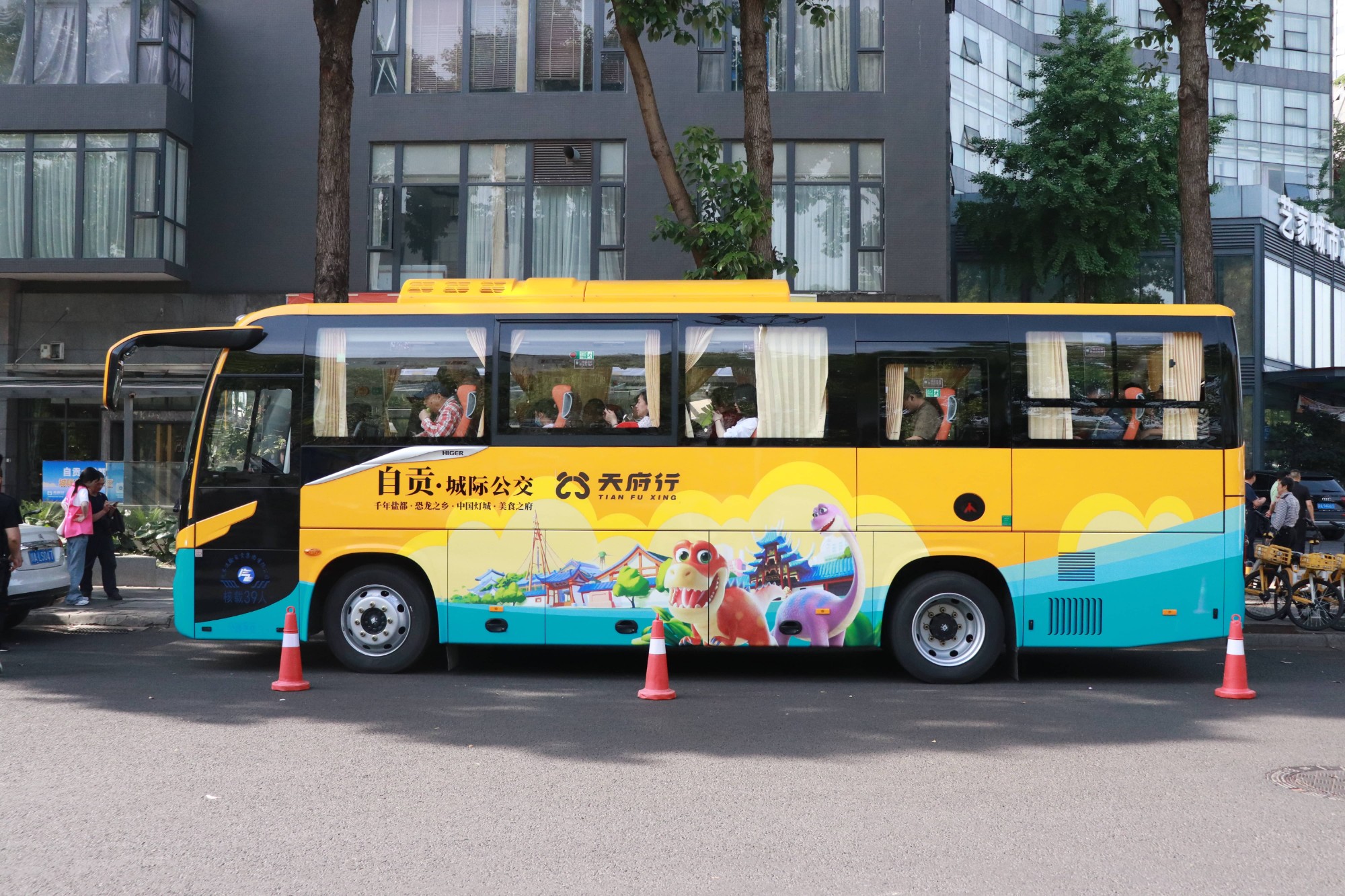 һ�߹�Ħȡ�澭������������ת�͹���ı�ƾ�