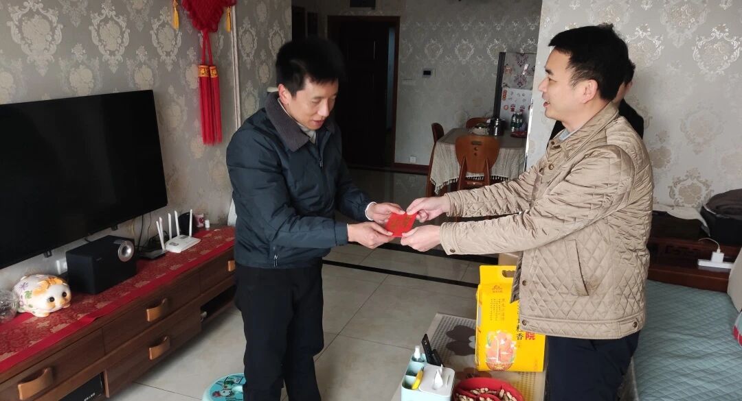 18a831bcfe39980021bfb4b4ab129b45 18a831bcfe39980021bfb4b4ab129b45